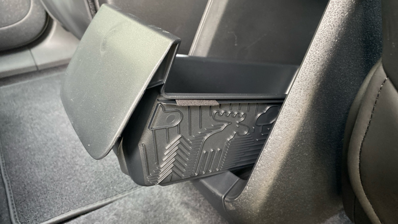 Volvo EX30 200kW SM Extended Range Plus 69kWh 5dr Auto Electric Estate